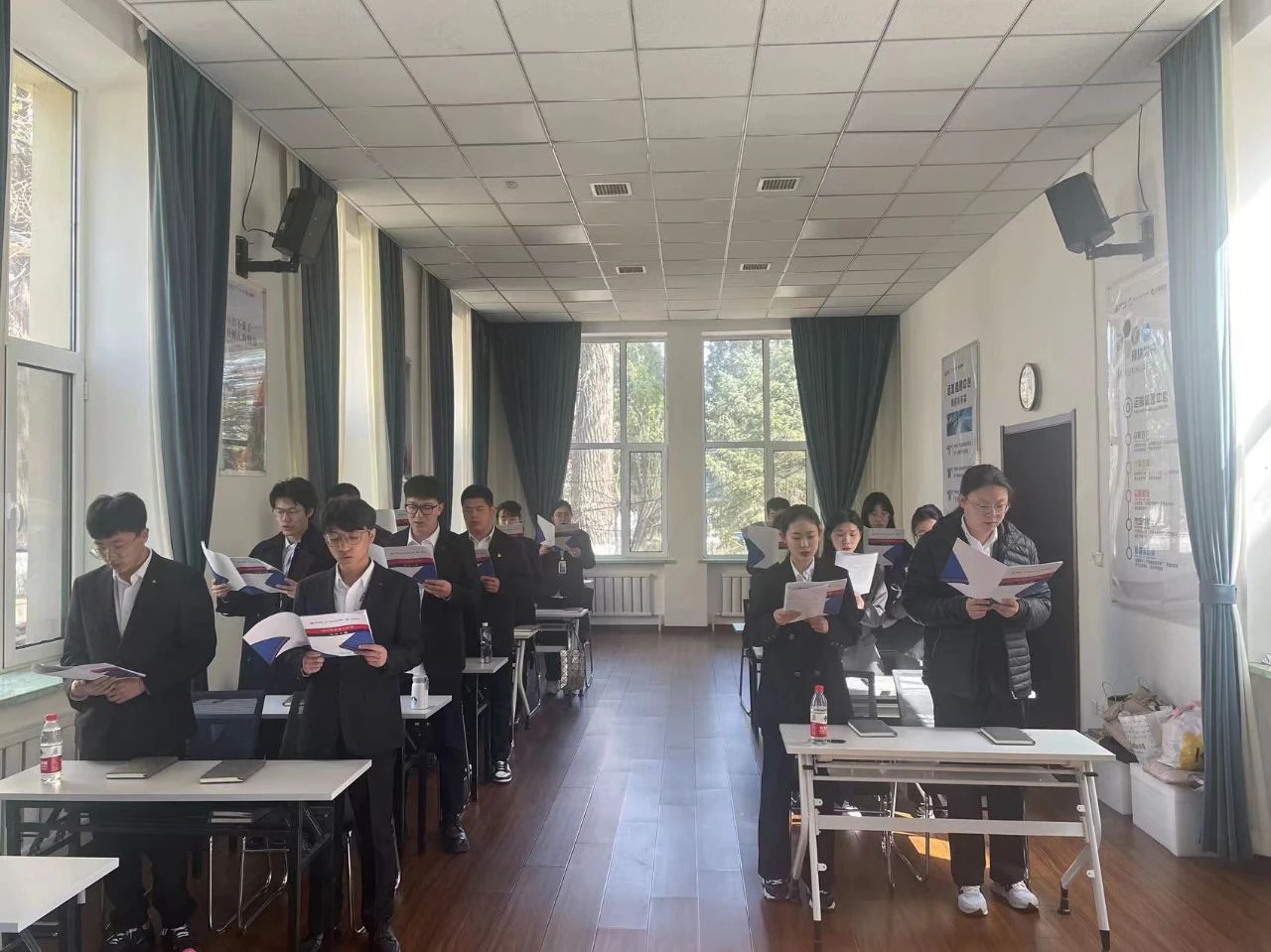 學(xué)習(xí)新知識，感悟新內(nèi)涵——鞍勤集團、溫泉集團、公服集團新生培訓(xùn)迎來階段性成果